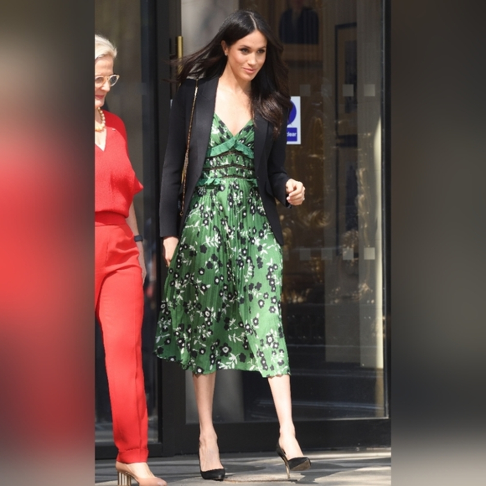 Self Portrait Cold Shoulder Green Floral Printed Midi Dress (Aso Meghan Markle)